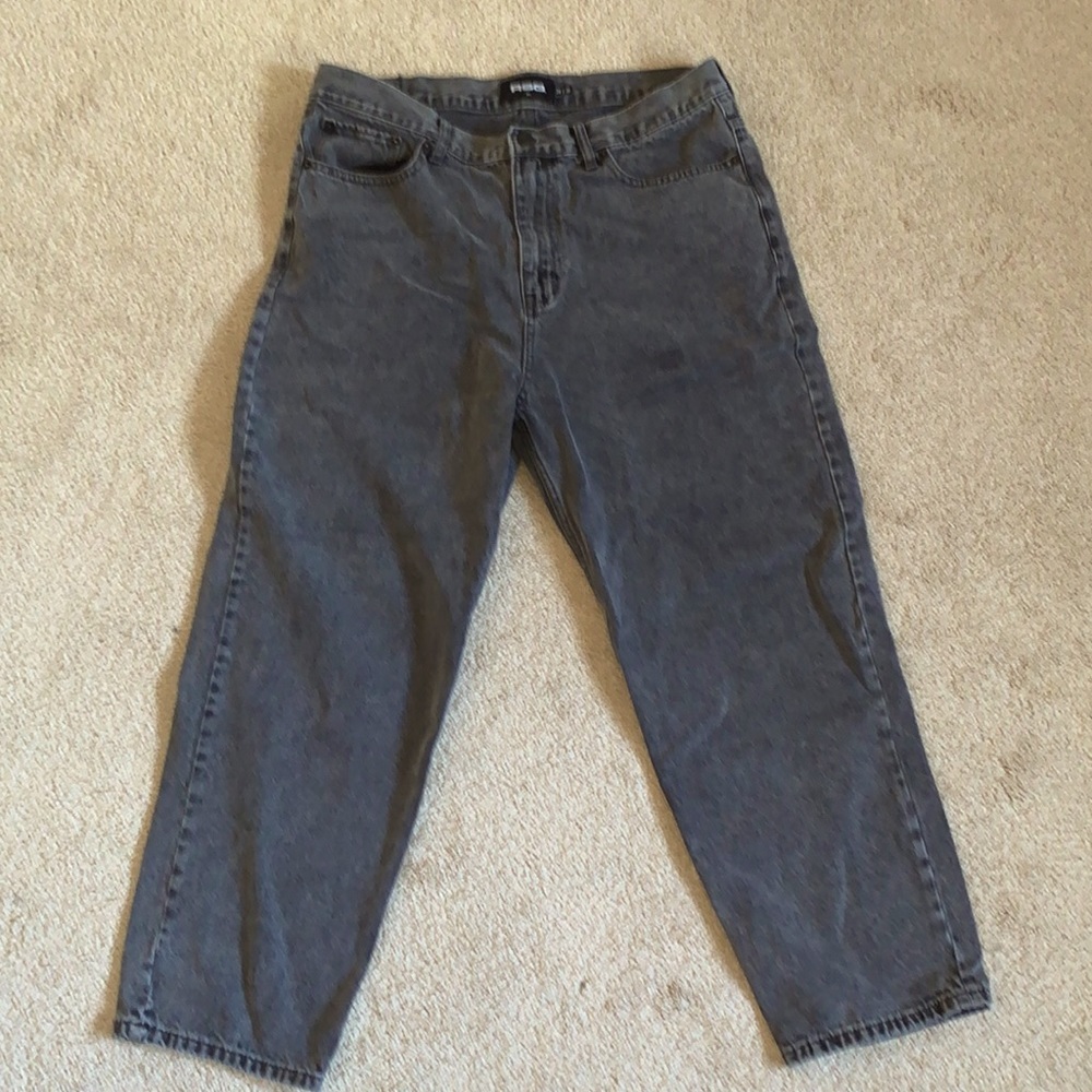 34x30 VERY BAGGY WASHED BLACK RSQ SKATEBOARDING JEANS